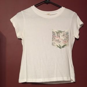 White Hawaii pocket tee